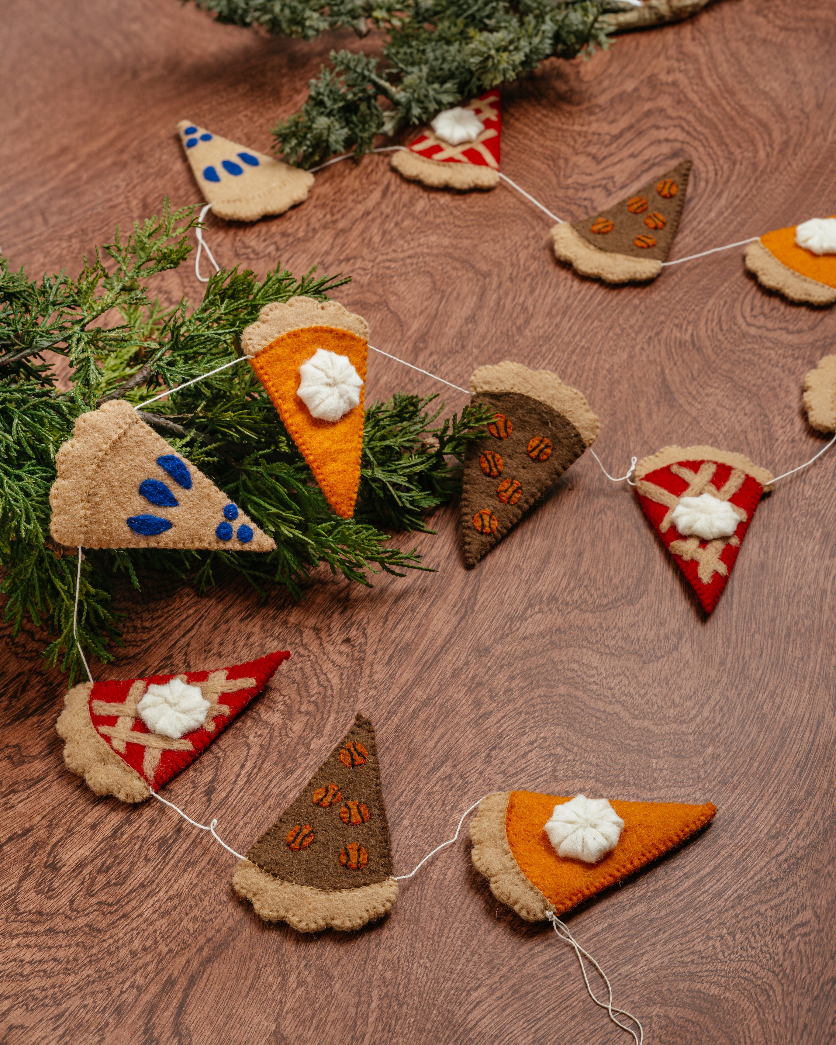 Felt Pie Garland