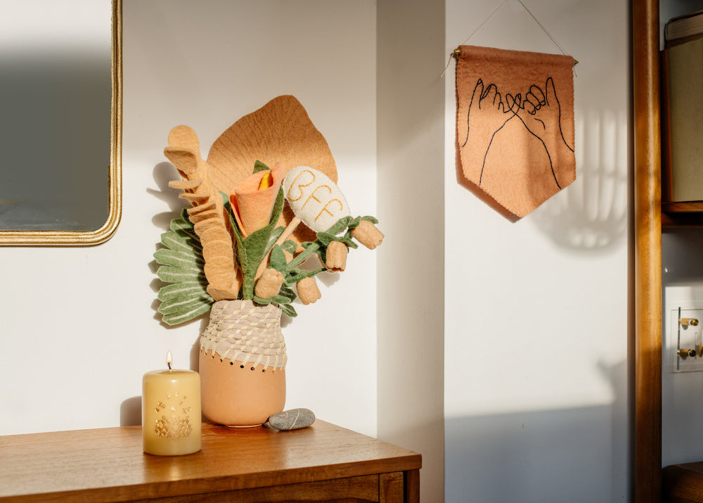 Felt Scalloped Fan Palm Leaf