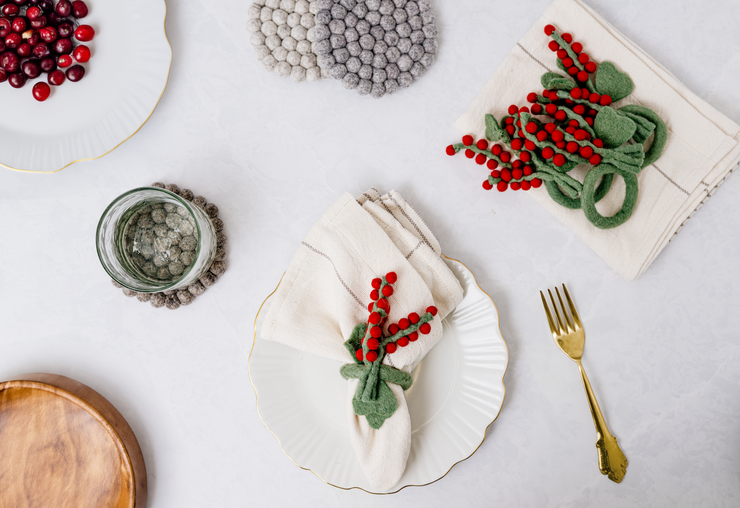 Felt Baby's Breath Napkin Rings Red and Green Holiday Table - Set of Four
