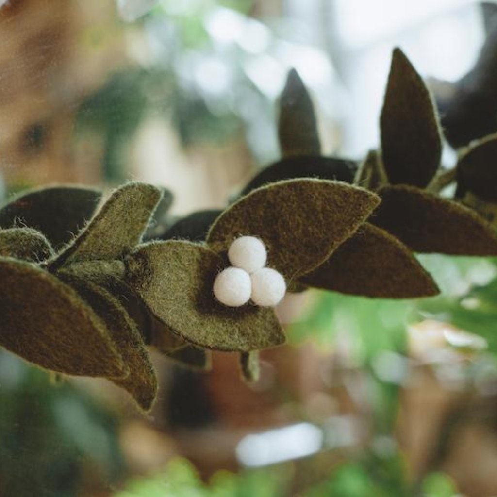 Close-up Green and White Felt Mistloe Garland for Table or Christmas Decor - Global Goods Partners Fair Trade