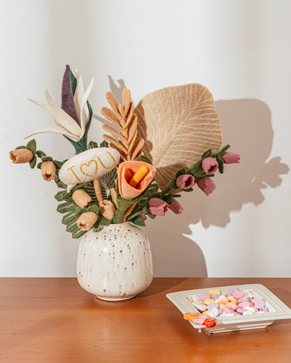 Felt Scalloped Fan Palm Leaf